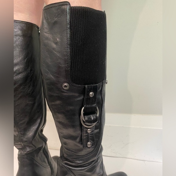 Guess Hearne Black Leather Knee-High Stiletto Boots Size 7.5 calf panel - Picture 6 of 16